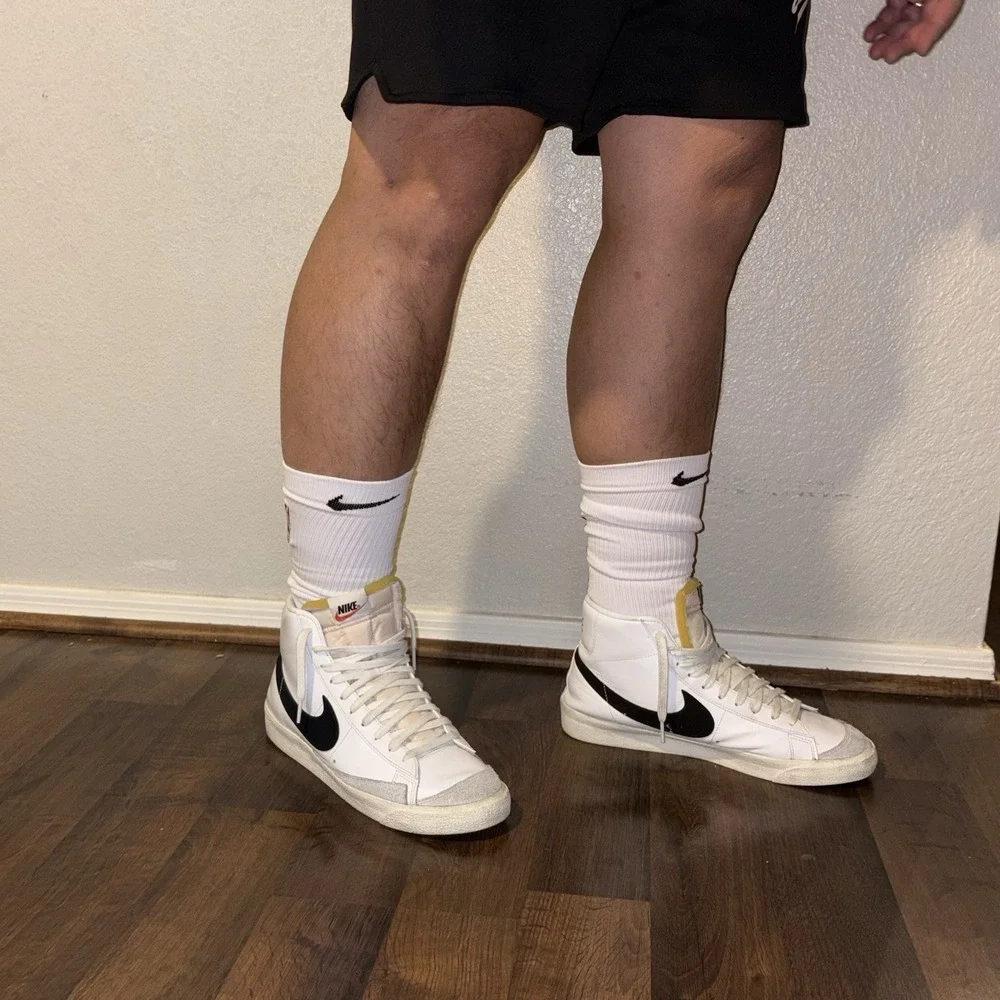 Nike NBA Elite Knee Socks White Black Power Player Team Issued On Court